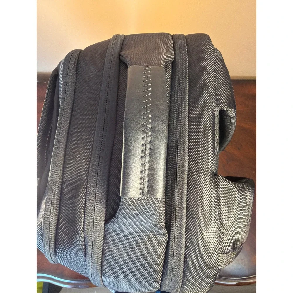 Dell Premier Backpack 15 PE1520P Black Laptop Bag Professional‎ Travel Case